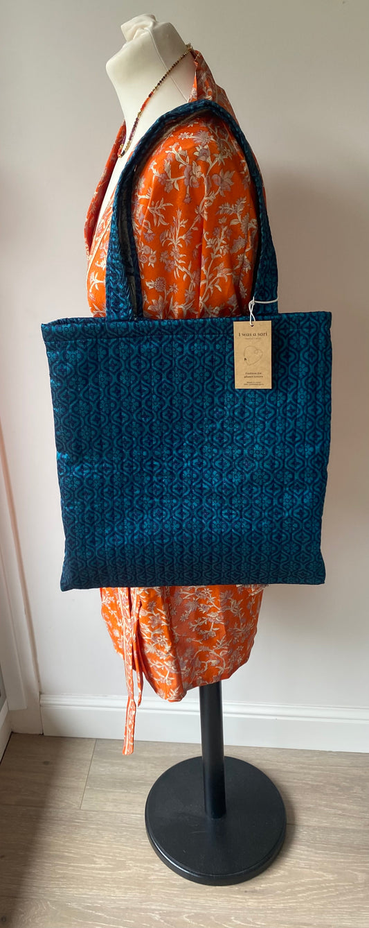 Kimono midi orange en sari recyclé – Pièce unique
