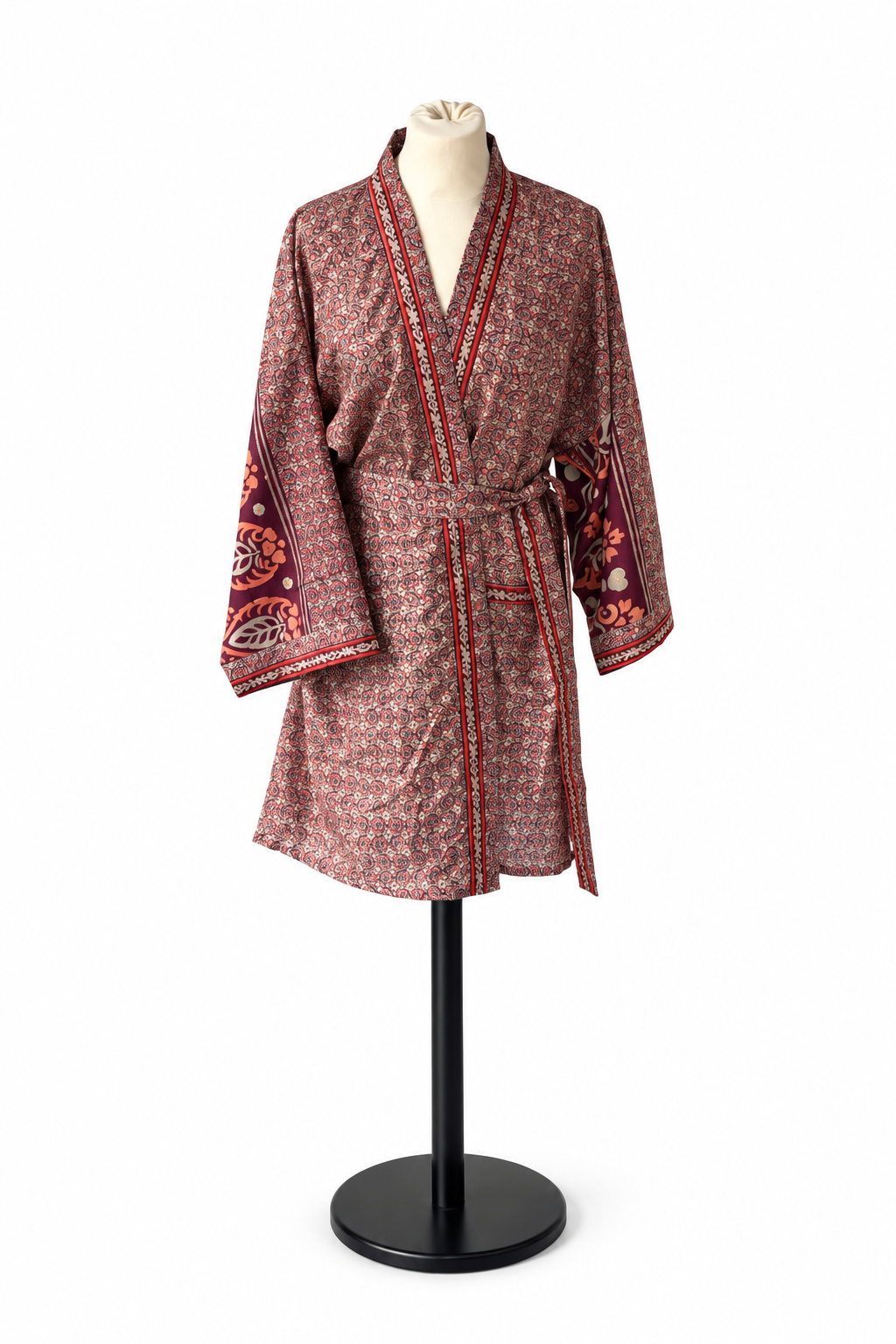 Kimono midi en sari indien recyclé vieux rose, bordeaux et terracotta à motifs