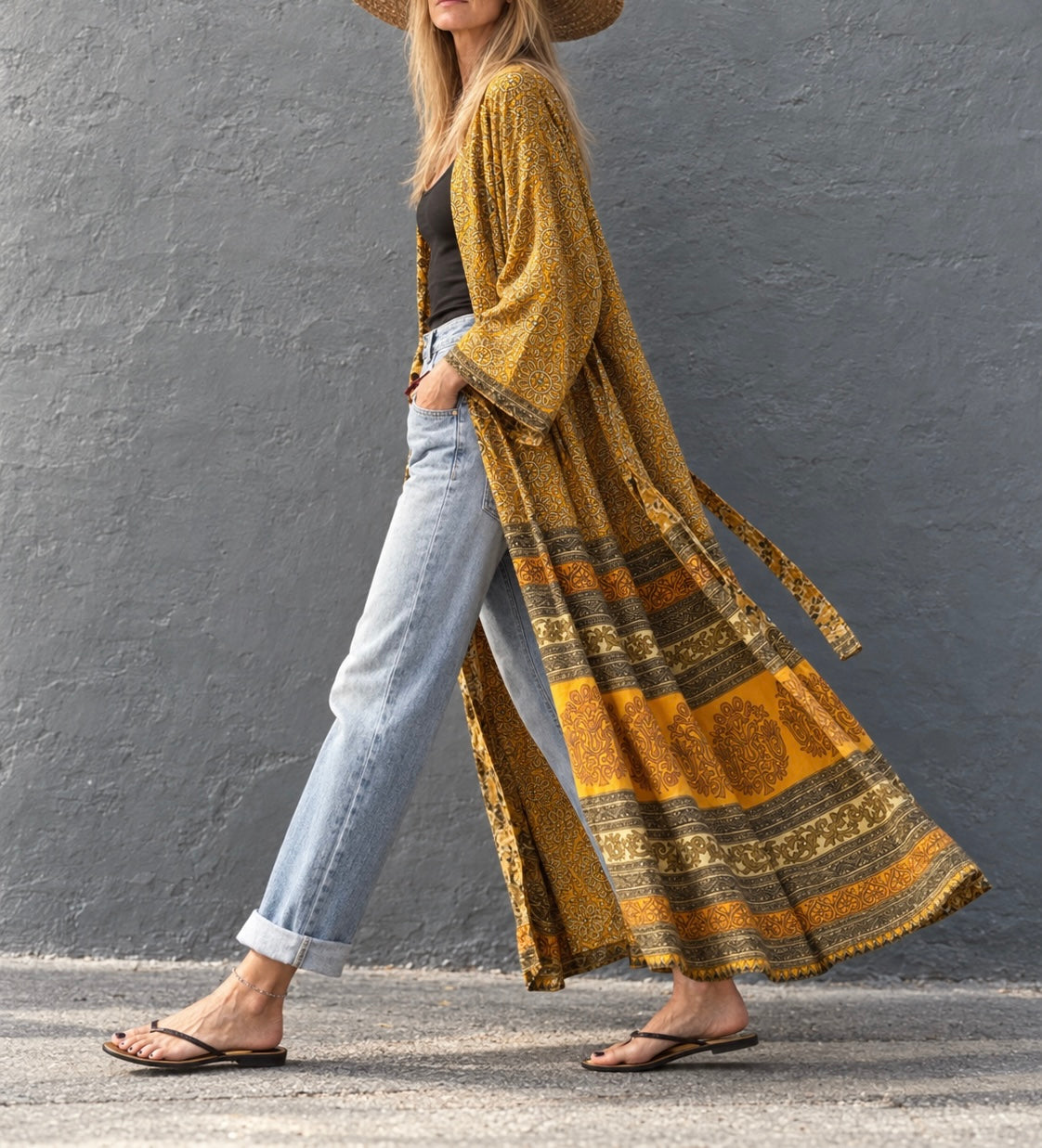 Trench-coats en sari- pièces uniques et élégantes