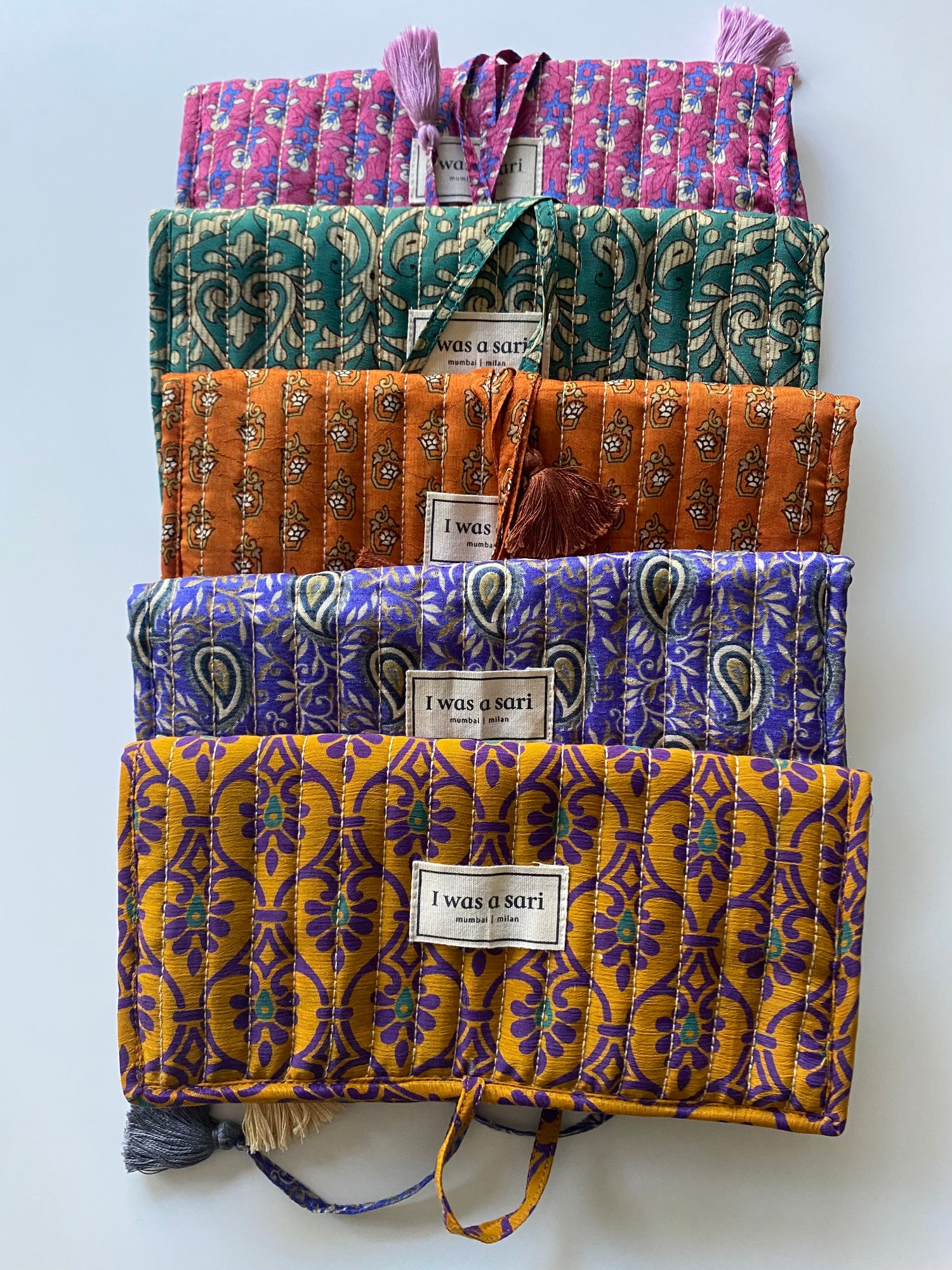 Pochettes en sari recyclé