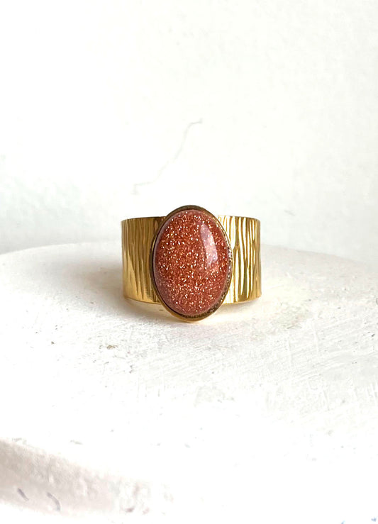 JOYCE-ring met zonnesteen