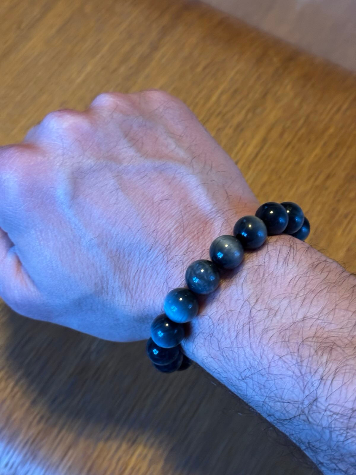 Bracelet pour homme en pierres naturelles de Chrysoberyl- fait à la main/ Disponible sur commande