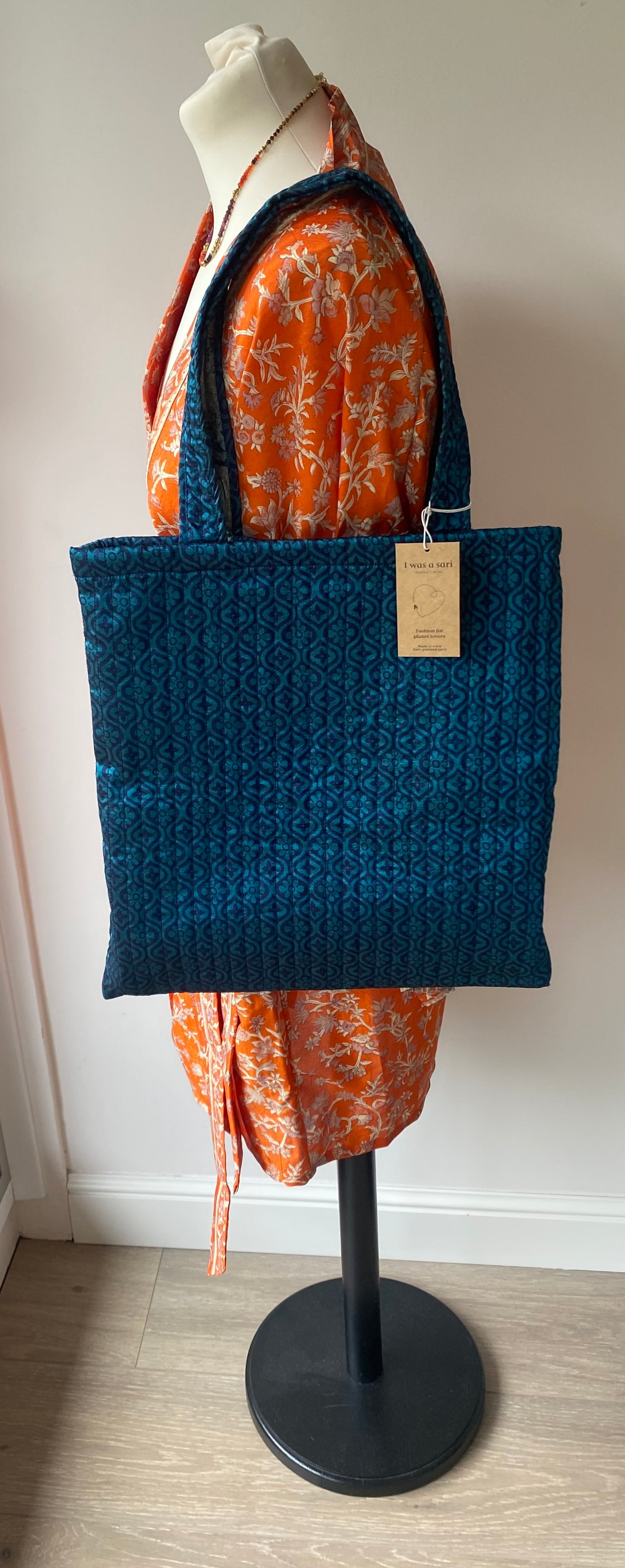 Kimono midi orange en sari recyclé – Pièce unique