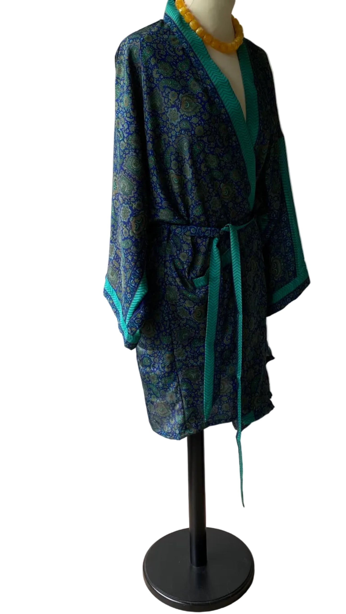 Kimono en sari recyclé bleu et turquoise – Pièce unique