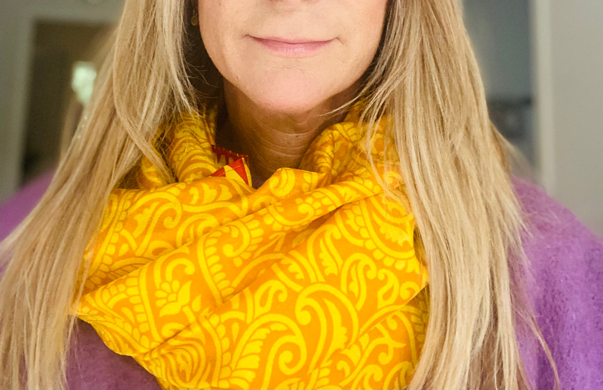 Foulard tube en sari indien recyclé jaune safran