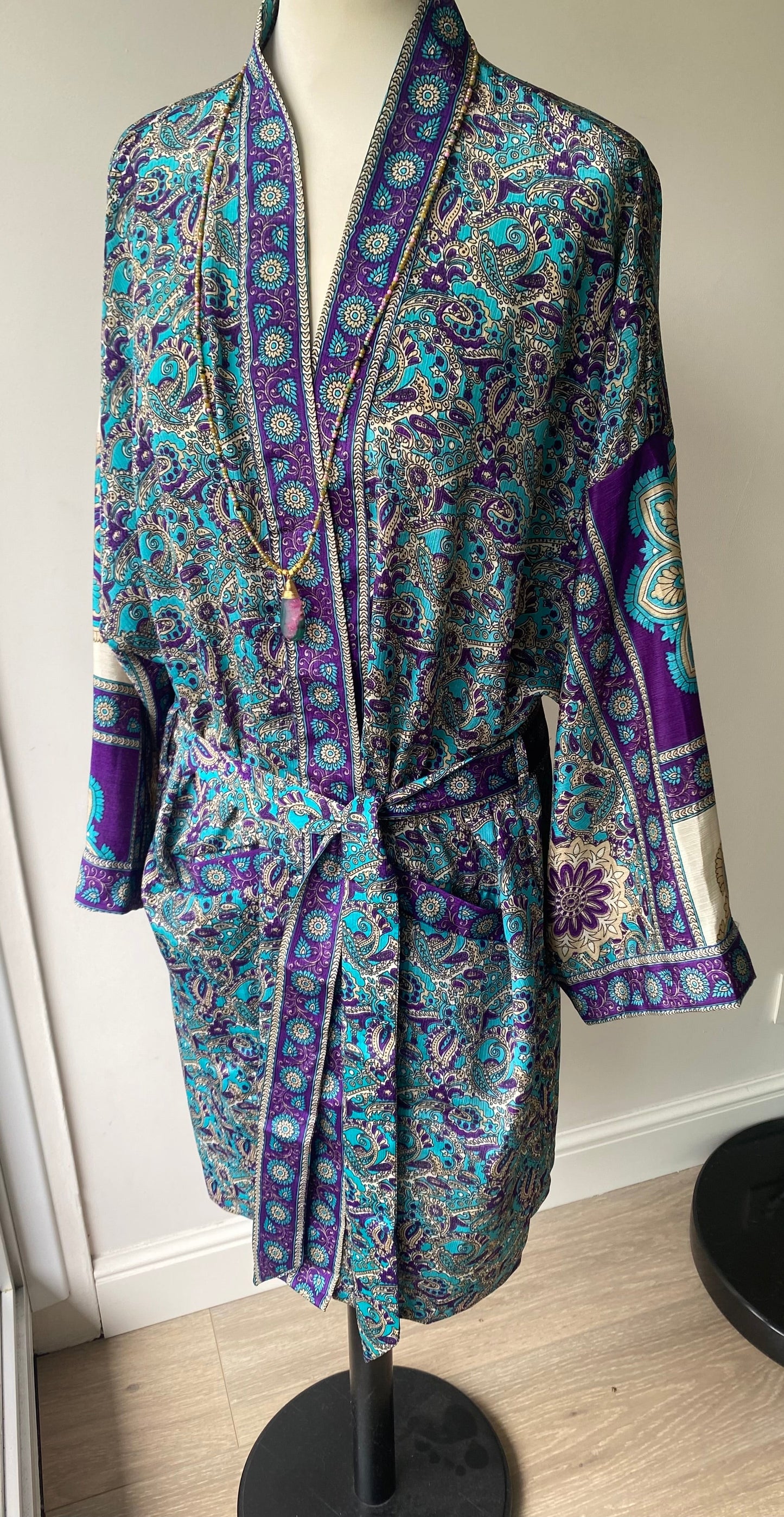 Kimono Bohème Femme Turquoise et Violet- Élégance Ethnique et Style Chic