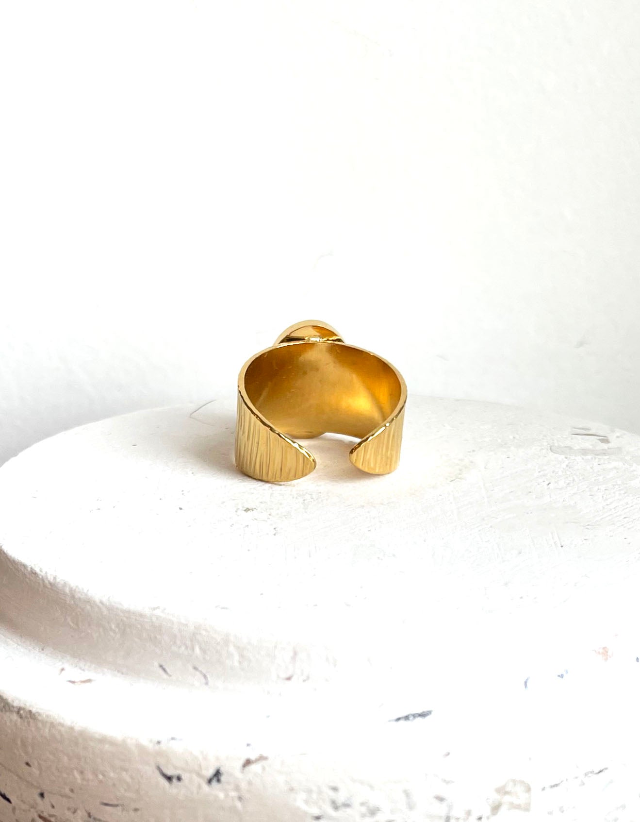 JOYCE-ring met zonnesteen