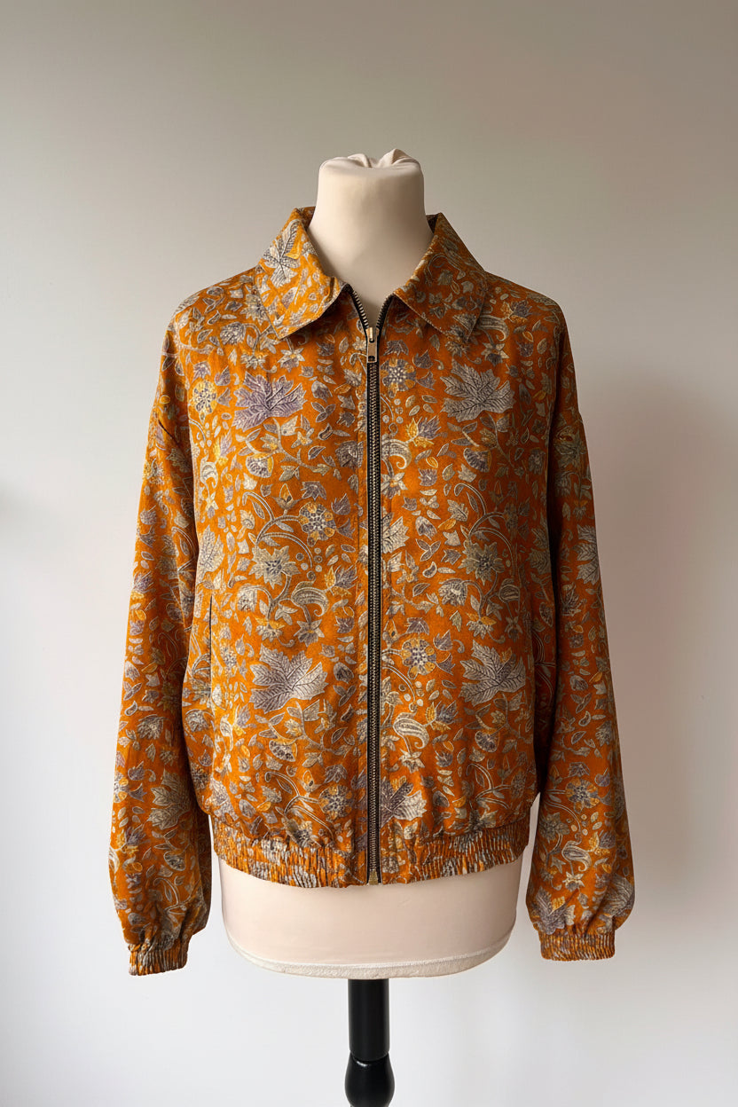 Bombers femme en sari recyclé ocre violet et beige fabriqué artisanalement