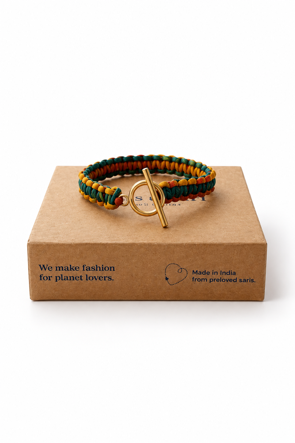 Bracelet en macramé en sari recyclé vert, jaune et turquoise avec fermoir en acier inoxydable